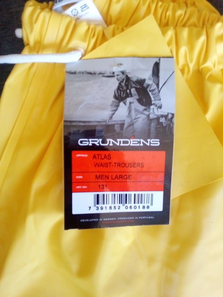 Grunden's Atlas Rain Gear for Sale in Seattle, WA - OfferUp