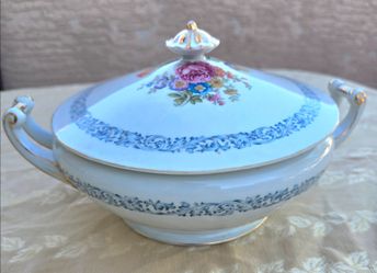 China serving tray