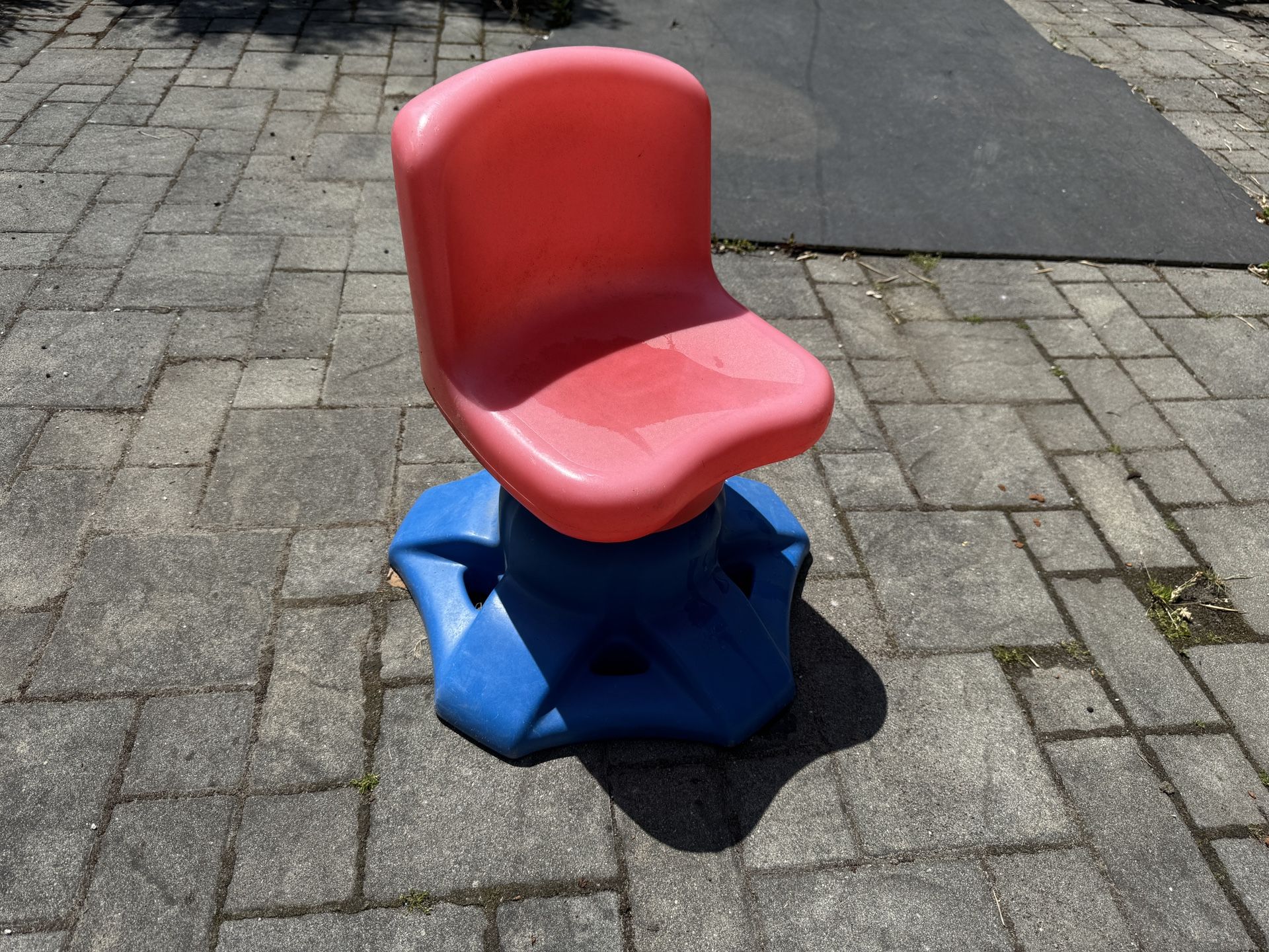Vintage Little Tikes Art Desk Swivel Chair Child Size Red Blue 4490-00