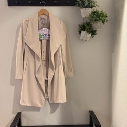 Women’s Cream Long Jacket 