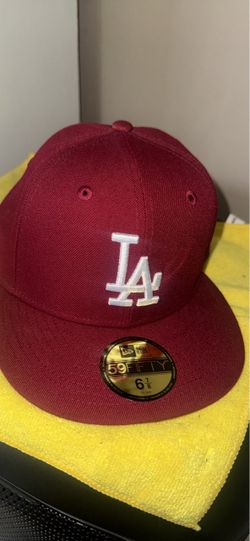 Dodgers burgundy hat
