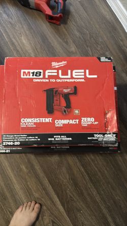 18 gauge brad nailer Milwaukee new