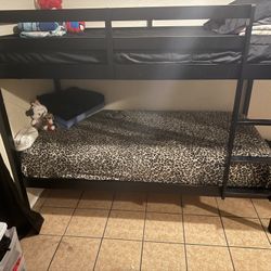 Twin Bunk Bed With Mattresses 150$ 
