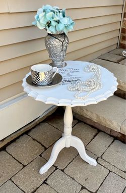 CUTE PARIS SHABBY CHIC SIDE TABLE