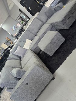 ✨️ Sectionals, 2pc Sofas ✨️ Furniture Queen Bedrooms, Dining Avail