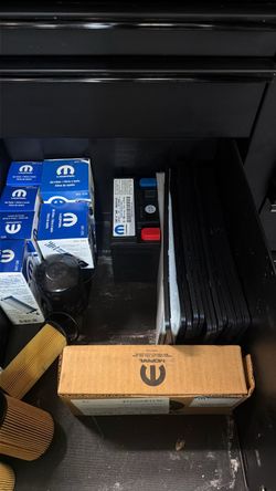 Mopar parts