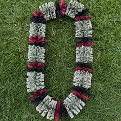 Graduation Money Lei