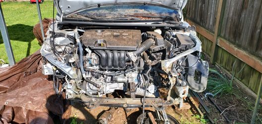 2014 Toyota Corolla LE PARTS