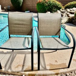 2 Matching Patio Chairs 
