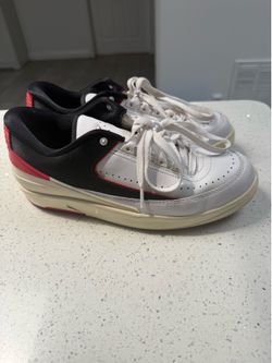 Nike Air Jordan 2 Retro Low "Chicago Twist", Size 9 Men