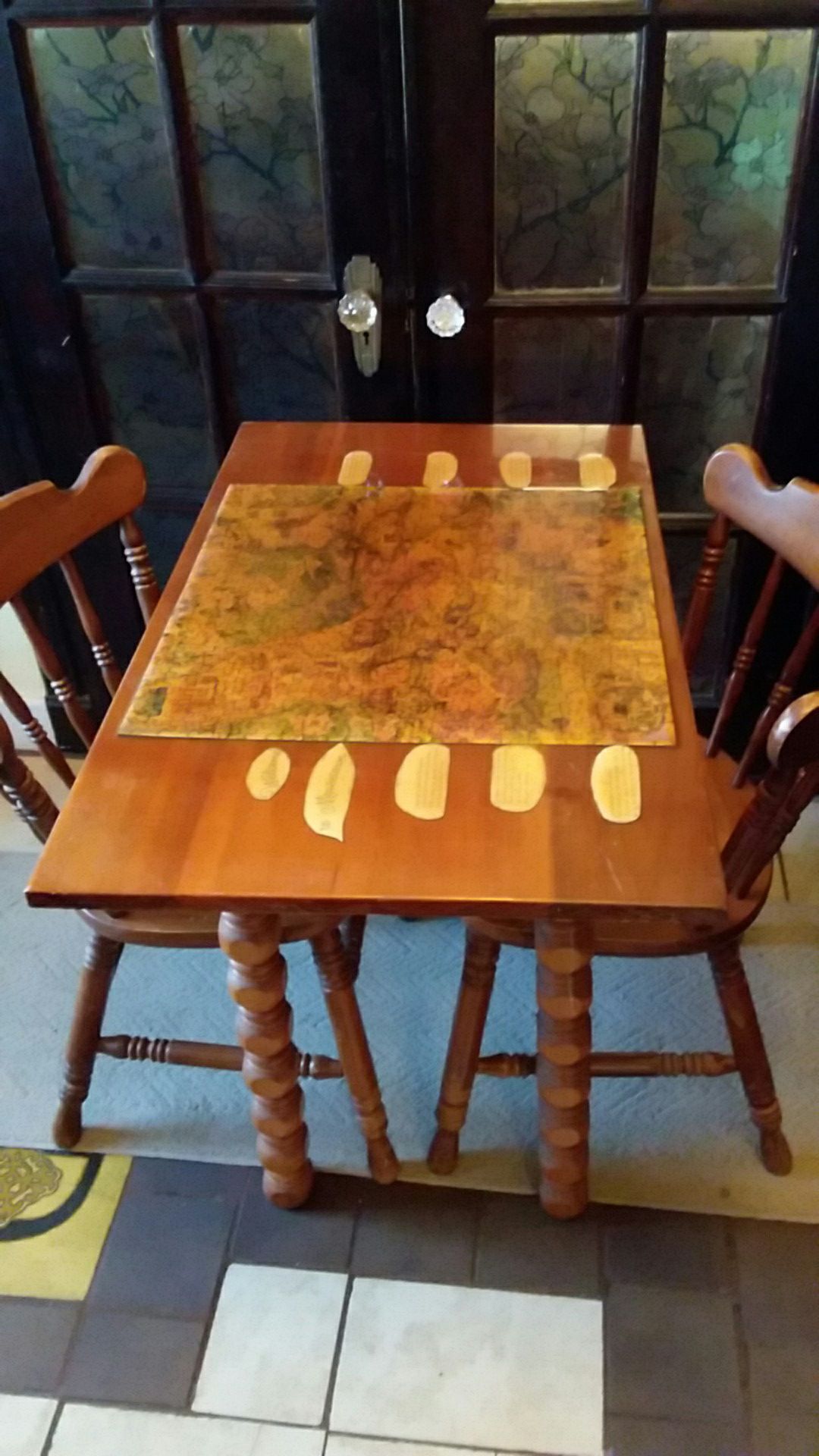 Small Table Set with 2 Chairs