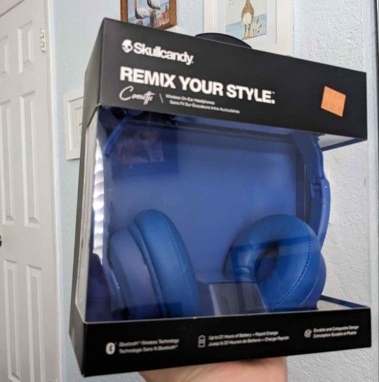 Wireless / Bluetooth SkullCandy headphones (read listing for prices)