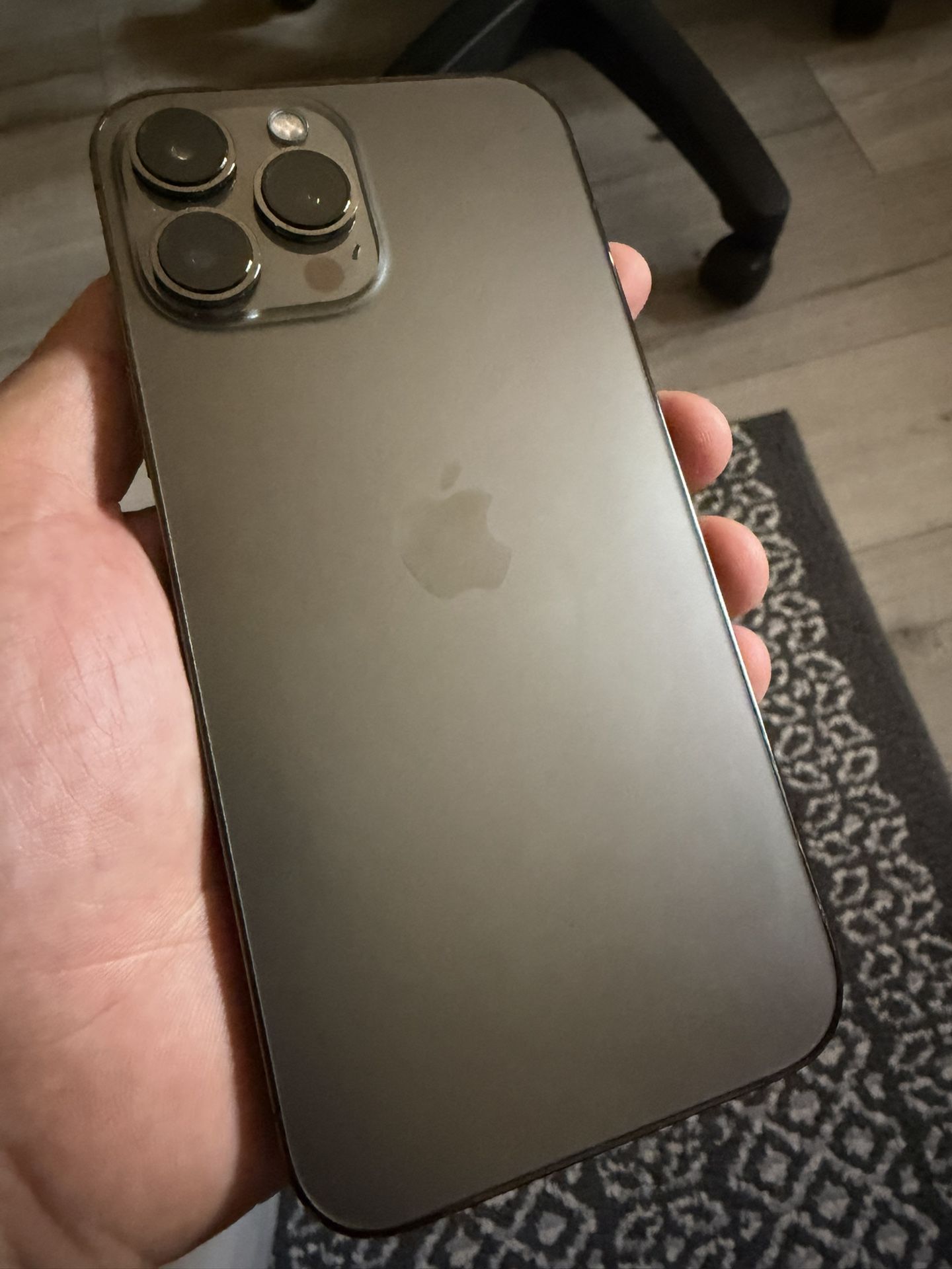 Apple iPhone 13 Pro Max Unlocked 128GB Graphite