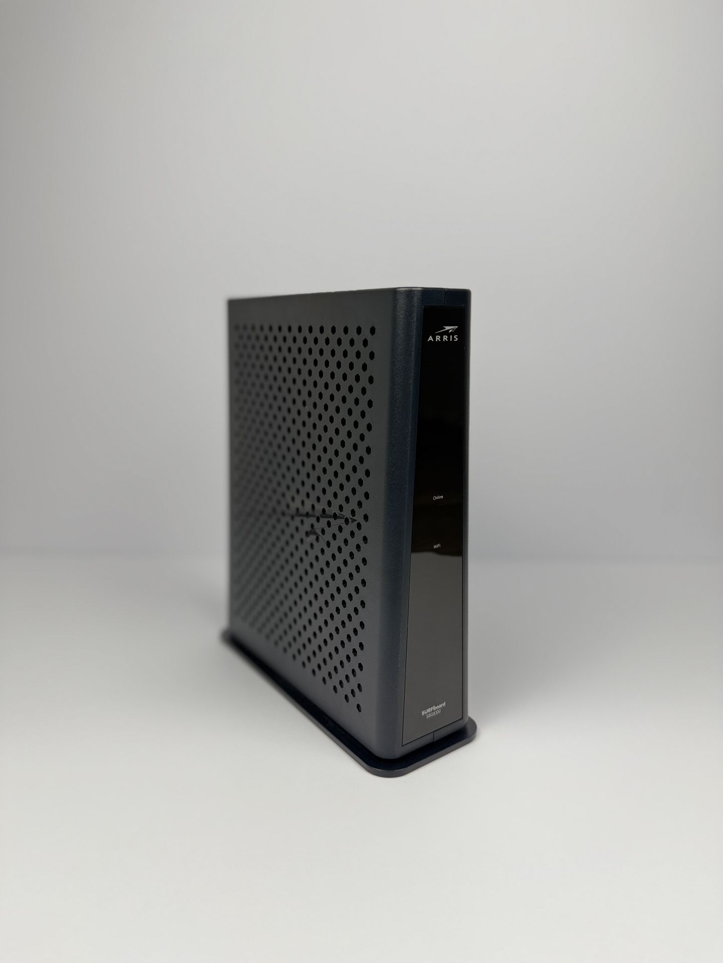 ARRIS SBG8300 – Powerful DOCSIS 3.1 Modem + AC2350 WiFi Router