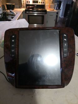13 inch Android radio.