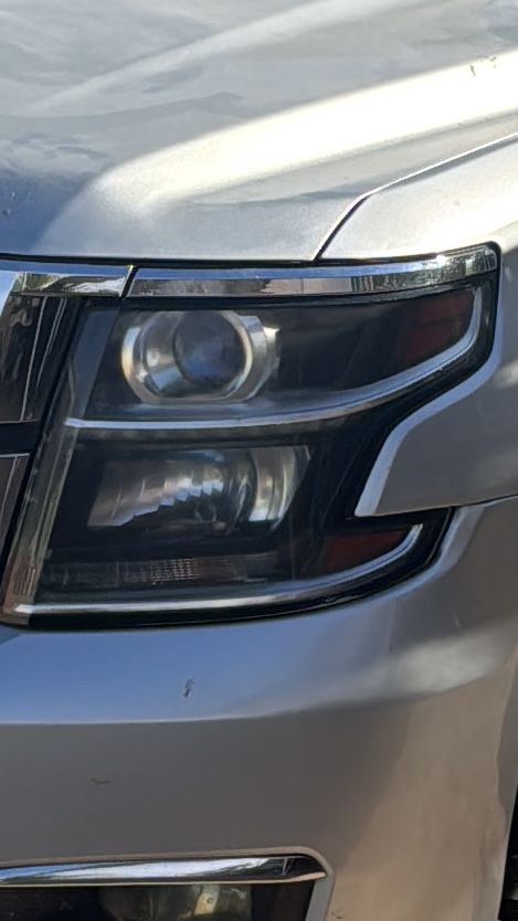 Tahoe Driver Side Headlight 