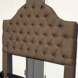 New queen Size Headboard Only $90 Or $150 With Heavy Duty Metal Bed Frame