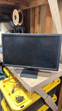 24” Dell monitor