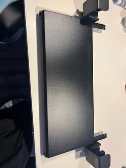 Defy keyboard tray