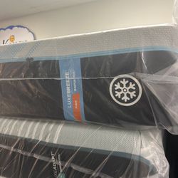Tempurpedic Luxe Breeze Firm 2.0