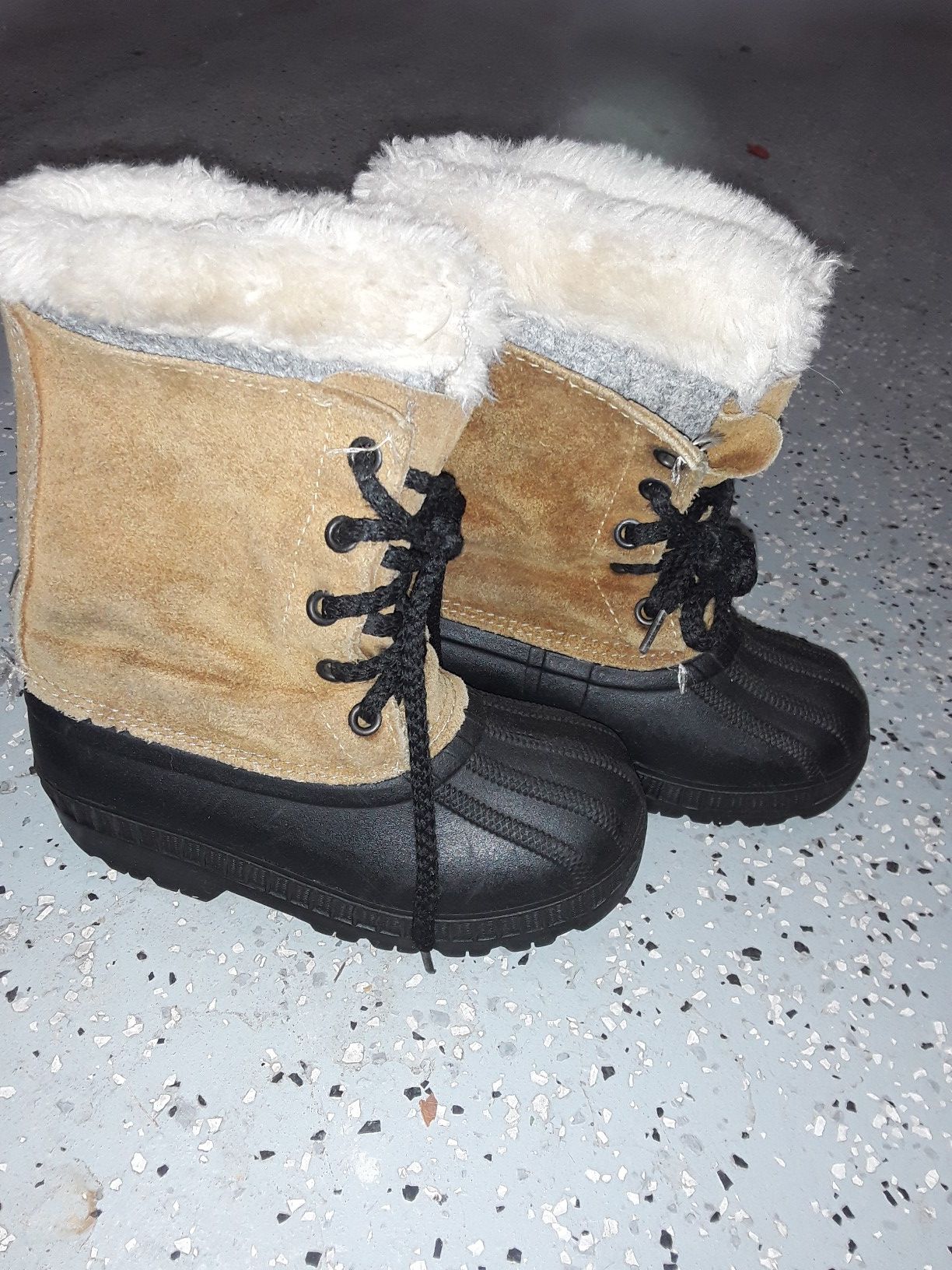 Kids snow boots