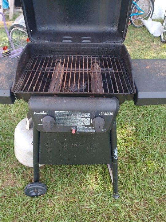 Char-Broil Grill