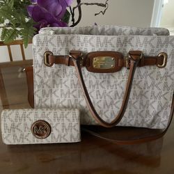 MICHAEL KORS