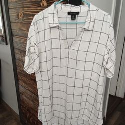 Women's 1XL Top By Tahari