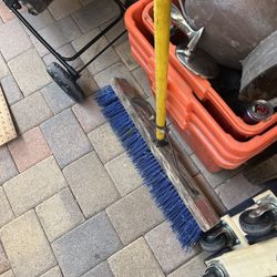 Heavy Duty Pushbroom