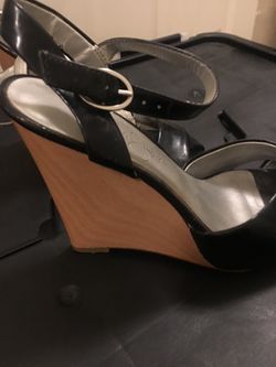 Jessica Simpson pumps