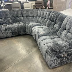 New Power Reclining Sectional.  Grey Or Brown Fabric.  84” X 101” X 40” X 23.5”Deep.  Free Delivery!