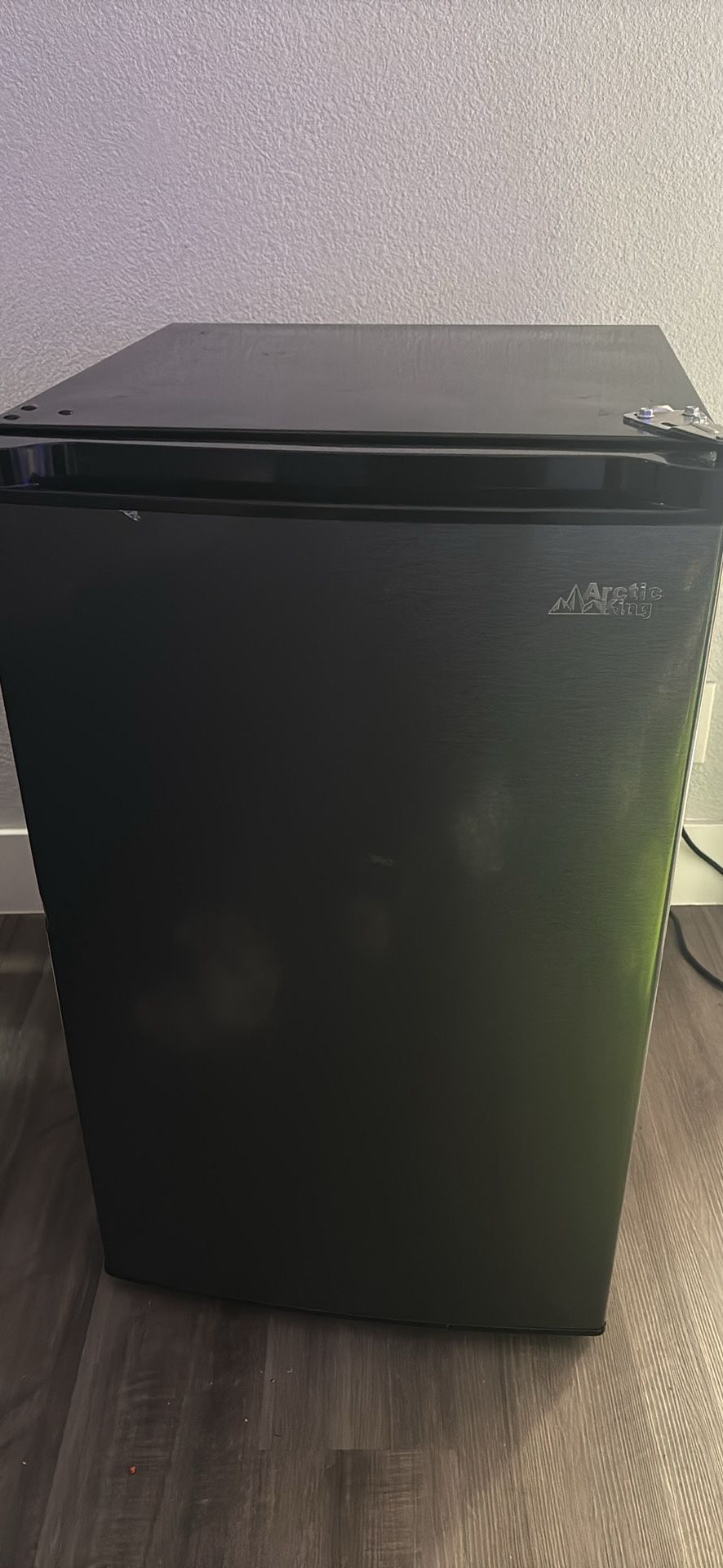 Arctlc king Mini Fridge