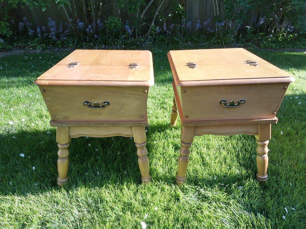 American Colonial Dough Box Side/End Tables