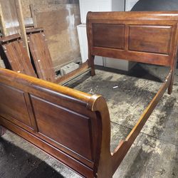 Queen Natural wood Bed Frame 