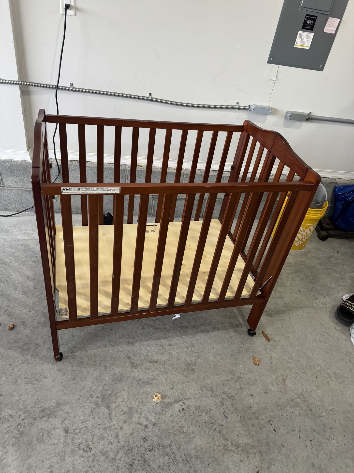 Portable Baby Crib