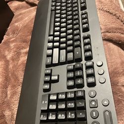 Logitech G613 like new Keyborad wireless