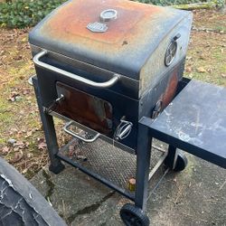 Expert Grill Charcoal Bbq W/ Adjustable Height 