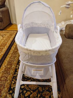 Deluxe Moses Bassinet 