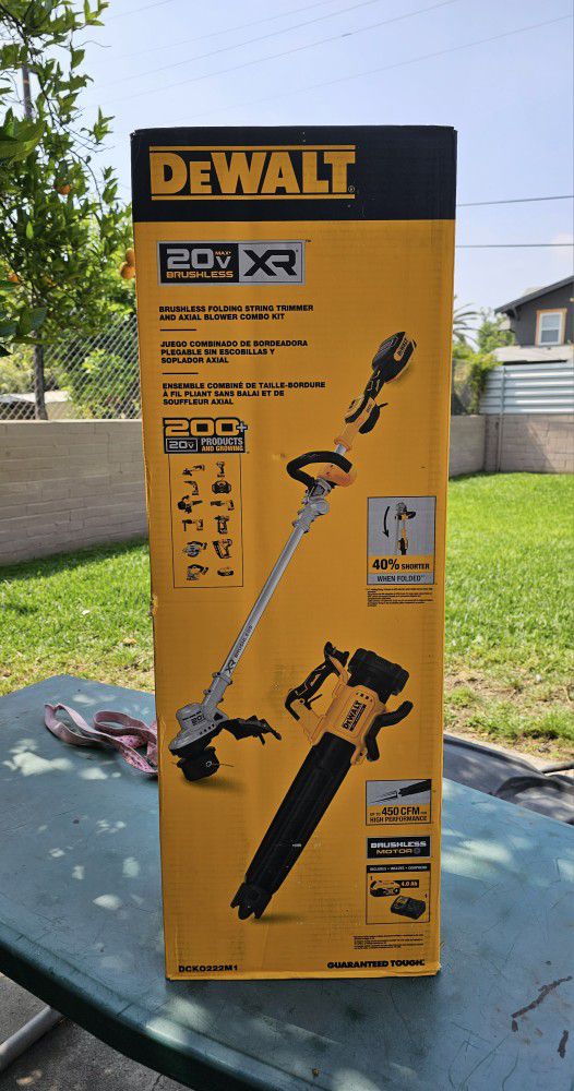 Dewalt 20V MAX Cordless Battery Powered String Trimmer & Leaf Blower Combo Kit with (1) 4.0 Ah Battery and Charger
Brand New 