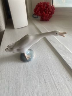 Vtg Authentic Lladro Honking White Goose...