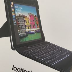 Logitech Slim Combo Keyboard