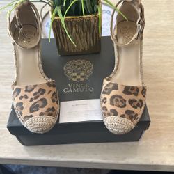 Vince Camuto Sandals 