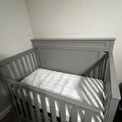 Crib With Mattress 