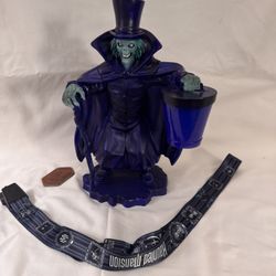 Disneys Haunted Mansion Hatbox Ghost Sipper