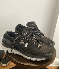 Under Armour SpeedForm Running Sneakers