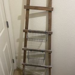 Ladder With baskets 