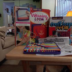Weaving Loom And Refill With Instructions