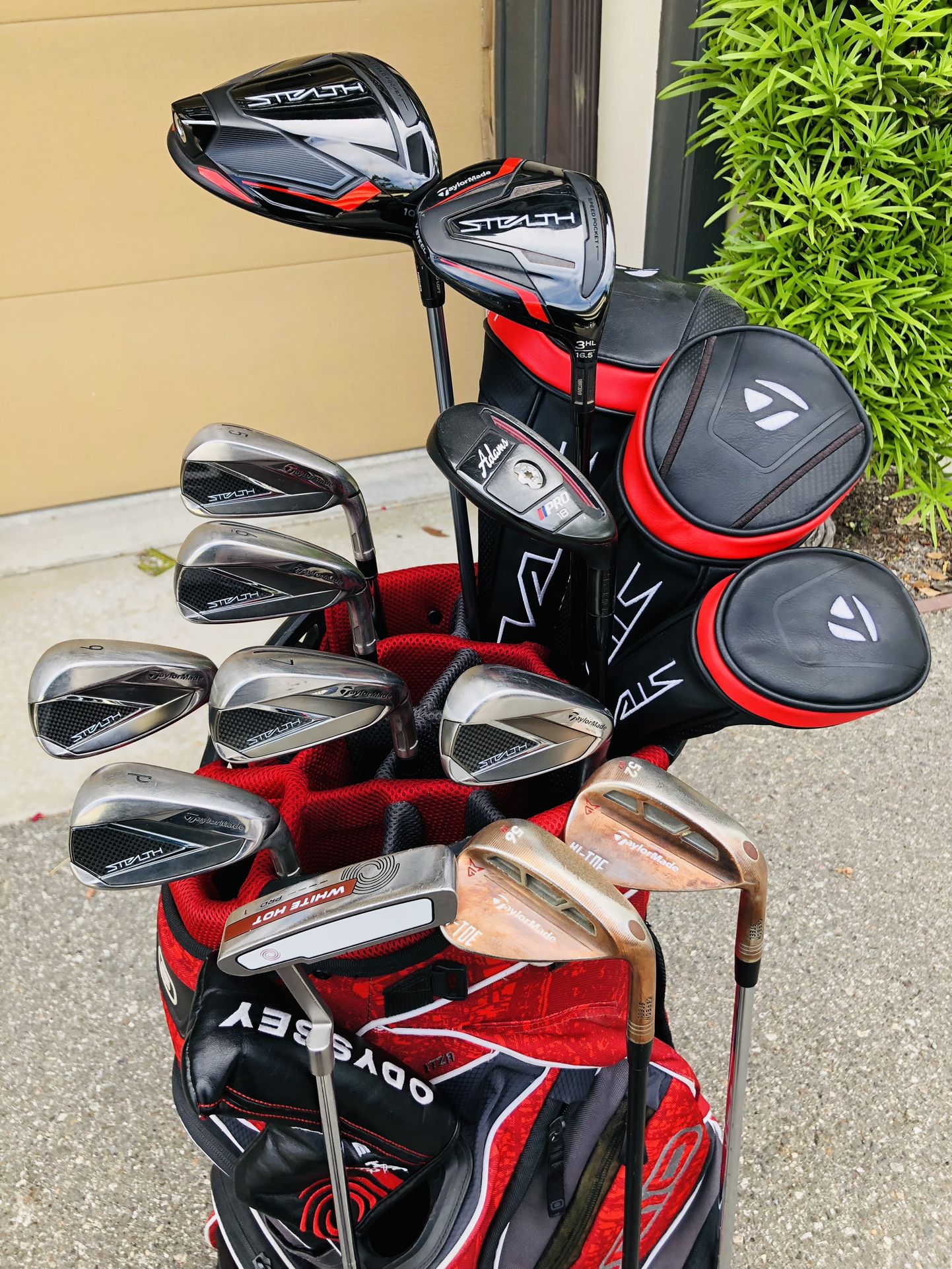 Taylormade Stealth Golf Set Irons 5-PW with Taylormade Stealth Driver
