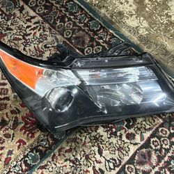 2011 Acura MDX headlight