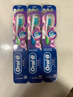 Oral-B Soft Vivid Whitening Toothbrushes, Price For All (multiple sets available)